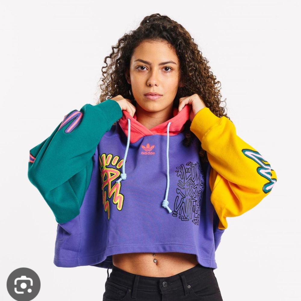 COPY - NWT ADIDAS CROP HODDIE